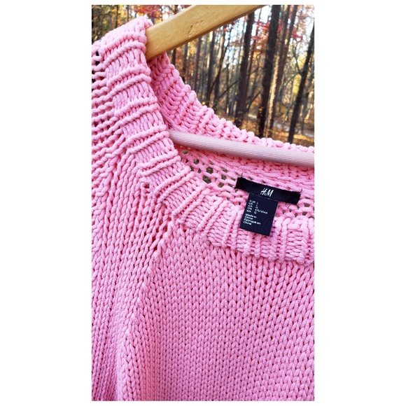 ⚡DONATING SOON💞 bubblegum sweater by 💞H&M💞 usL - Picture 3 of 8